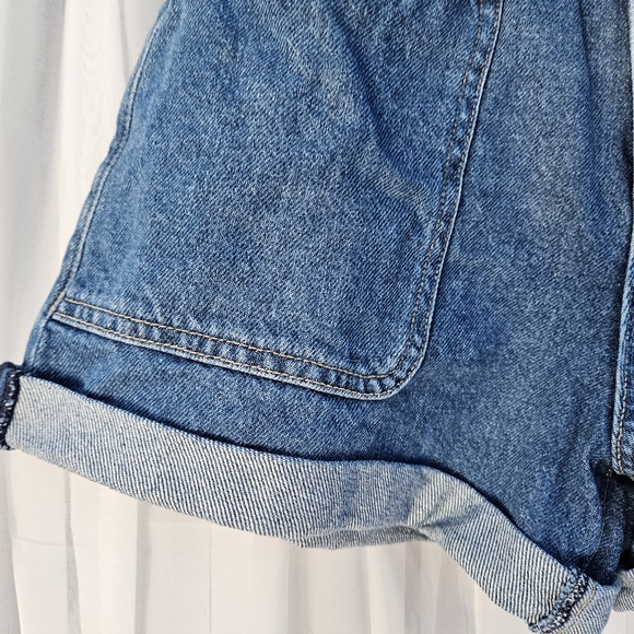 Zara Women’s Denim High Rise Paperbag Shorts Size 4 - Picture 4 of 12
